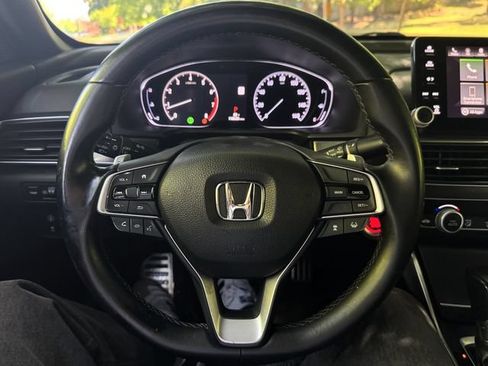 Used 2018 Honda Accord Sport image 22