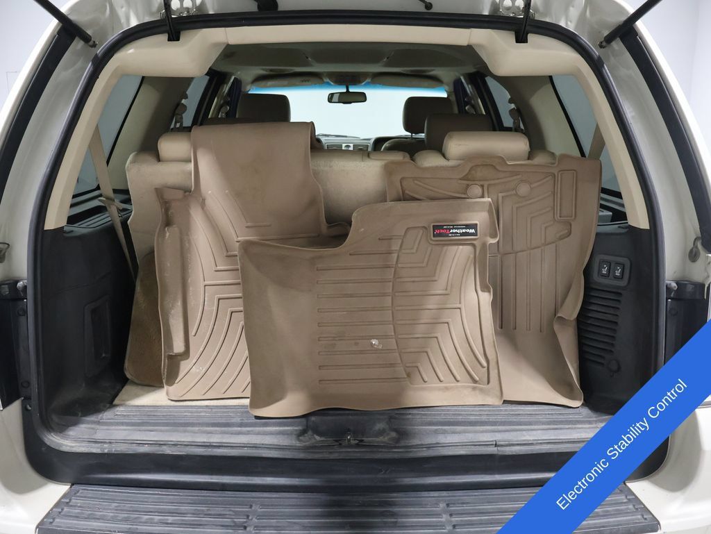 Used 2006 Lincoln Navigator Luxury AWD/4WD image 8