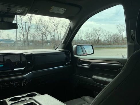 Used 2023 Chevrolet Silverado 1500 LT w/ Convenience Package II AWD/4WD image 28