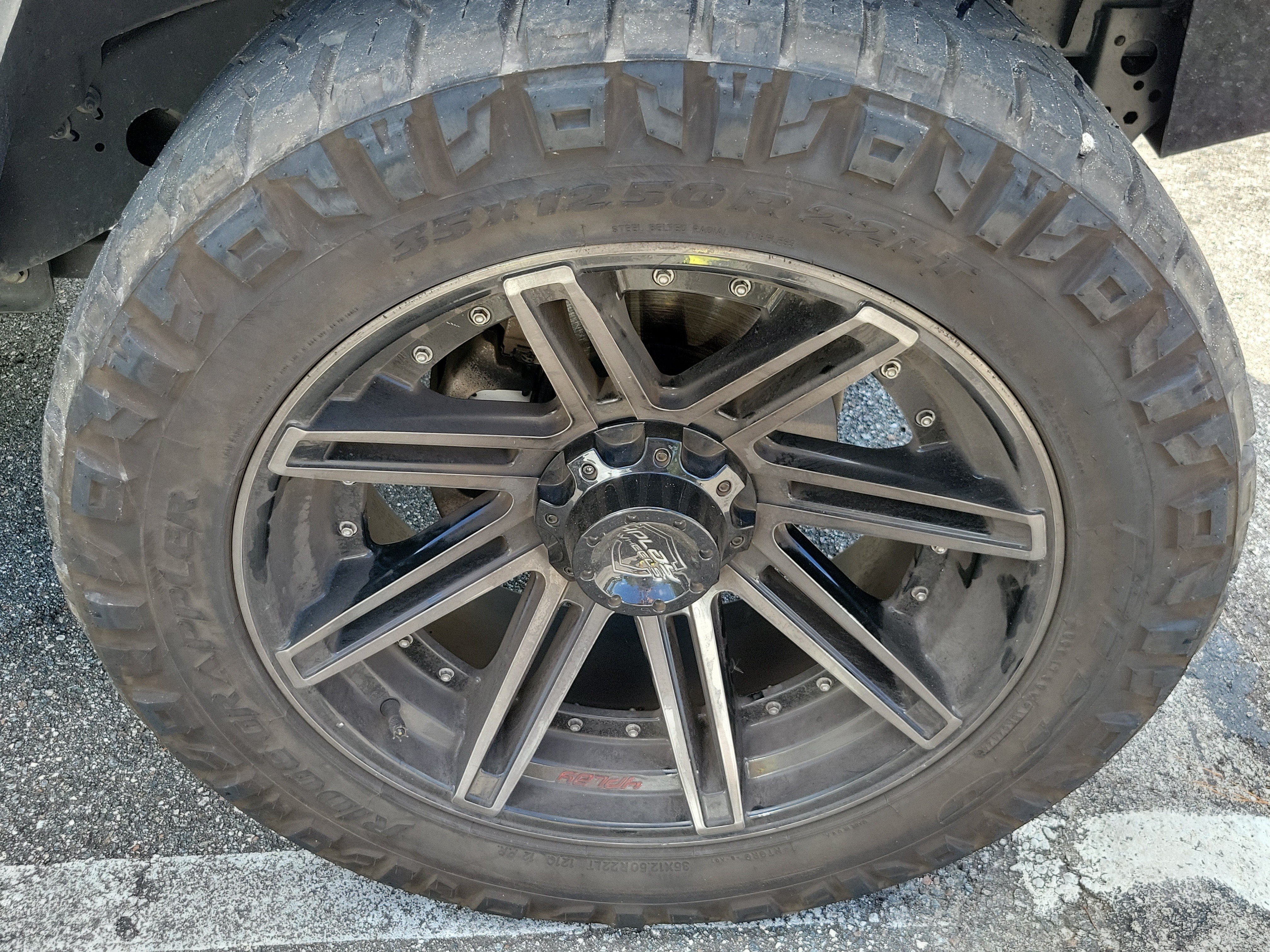 Used 2021 Jeep Wrangler Unlimited Sahara w/ Uconnect 4C Nav & Sound Group AWD/4WD image 7