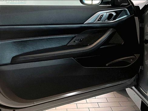 Used 2022 BMW M4 Coupe w/ Executive Package image 25