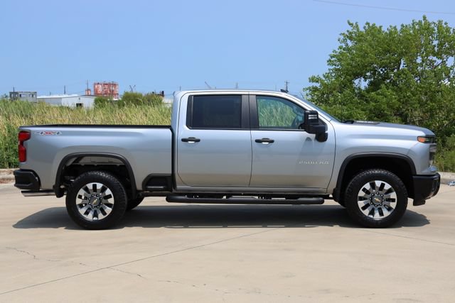 New 2026 Chevrolet Silverado 2500 Custom w/ Custom Value Package AWD/4WD image 4