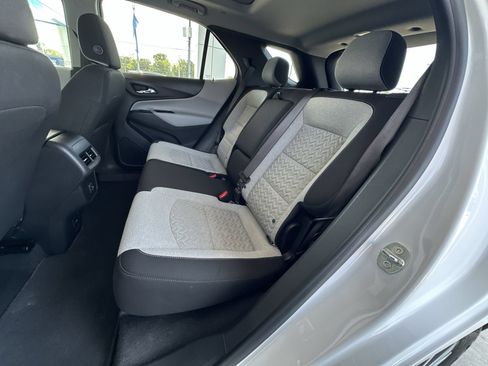 Certified 2022 Chevrolet Equinox LT FWD image 25