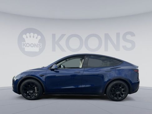 Used 2023 Tesla Model Y Long Range AWD/4WD image 13