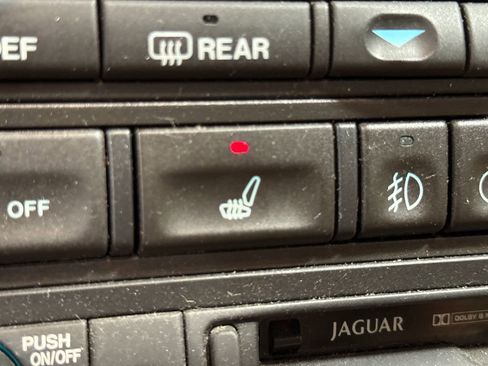 Used 2004 Jaguar XK8 Convertible RWD image 13