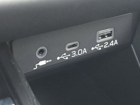 New 2025 Subaru Outback Premium image 24