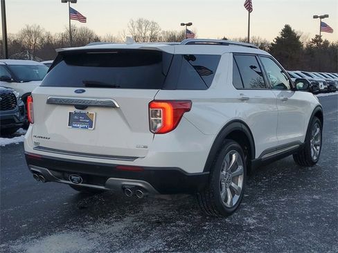 Certified 2020 Ford Explorer Platinum w/ Premium Technology Package image 4