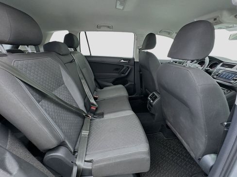 Used 2021 Volkswagen Tiguan S image 19