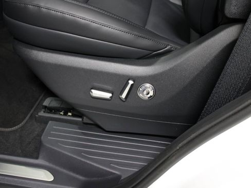 New 2026 Lincoln Navigator Reserve w/ Jet Appearance Package image 26