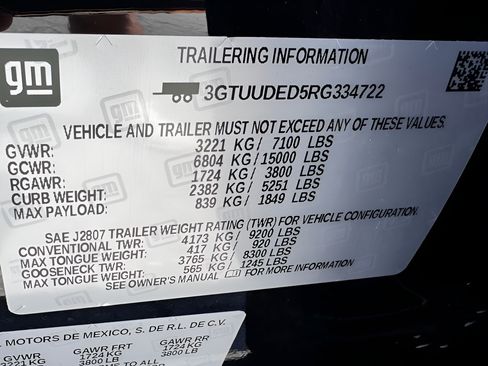 Used 2024 GMC Sierra 1500 SLT AWD/4WD image 43