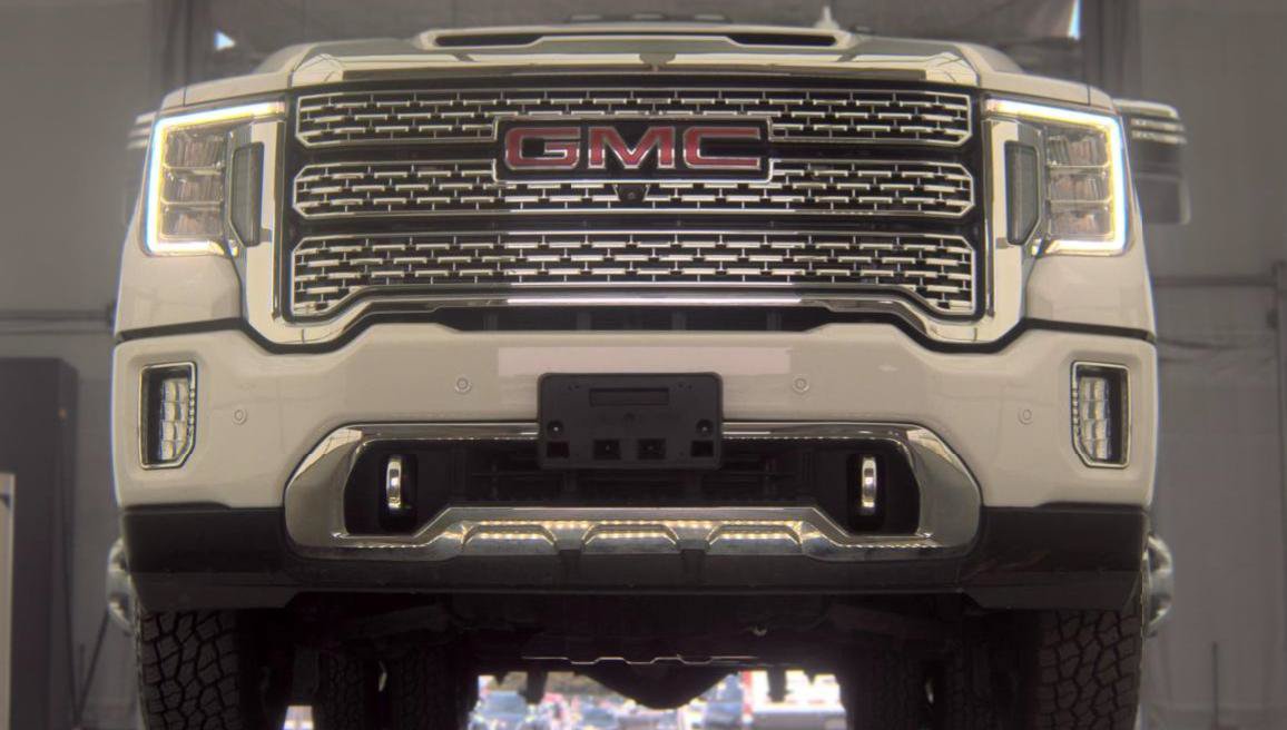 Used 2020 GMC Sierra 3500 Denali w/ Denali Ultimate Package AWD/4WD image 3