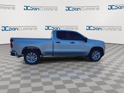 Used 2021 Chevrolet Silverado 1500 Custom RWD image 9
