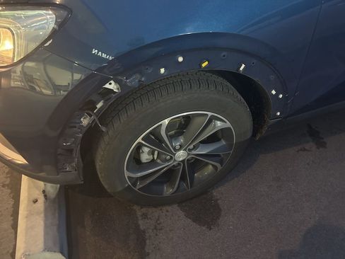 Used 2020 Buick Encore GX Select image 16