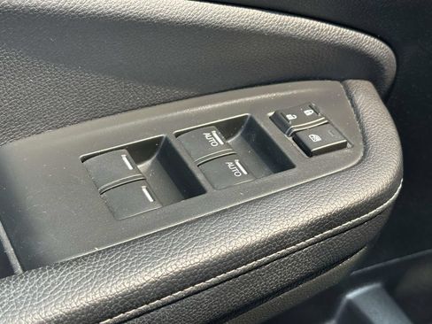 Used 2023 Honda Passport EX-L image 16