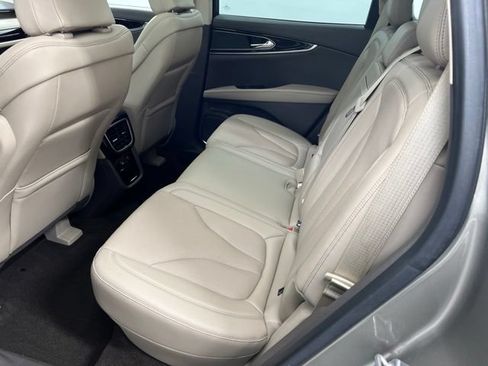 Used 2023 Lincoln Nautilus Reserve AWD/4WD image 11