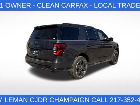 Used 2022 Ford Expedition Limited image 4