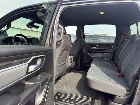 Used 2022 RAM 1500 Big Horn AWD/4WD image 31