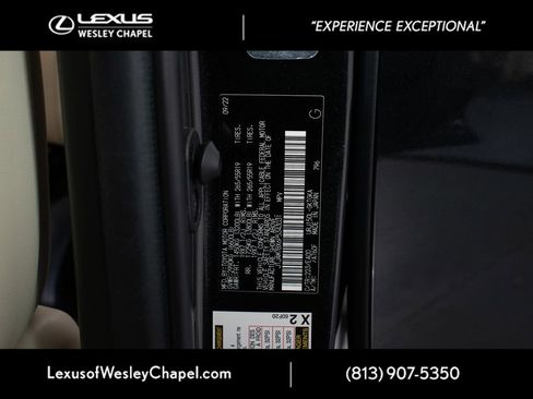 Used 2023 Lexus GX 460 Premium w/ Accessory Package AWD/4WD image 41