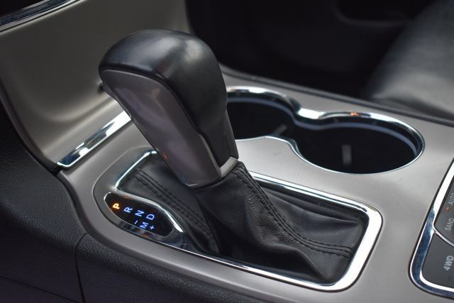 Used 2021 Jeep Grand Cherokee Limited AWD/4WD image 29