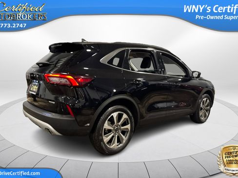 Used 2025 Ford Escape Platinum AWD/4WD image 6