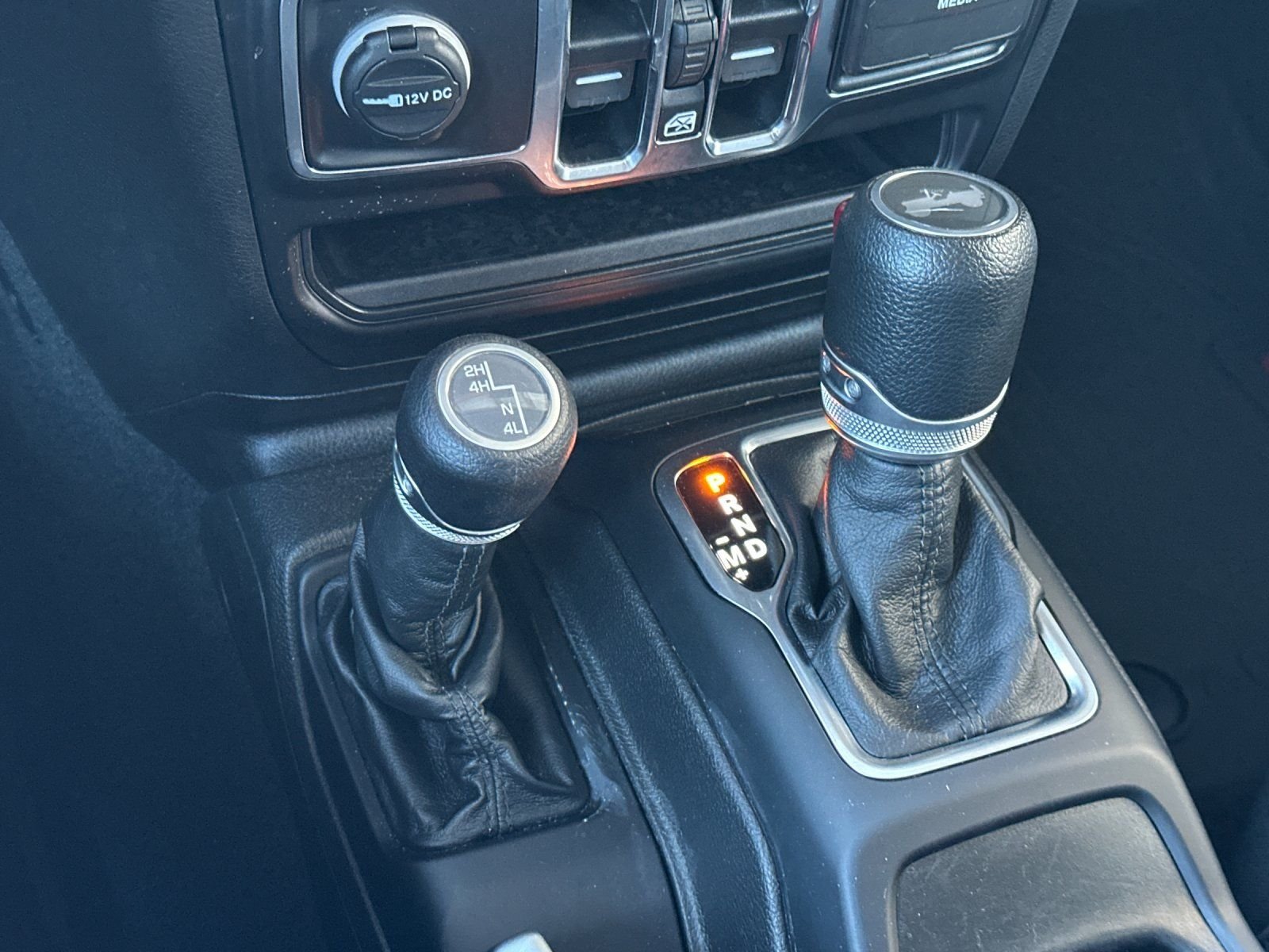 Used 2022 Jeep Wrangler Unlimited Sport AWD/4WD image 40