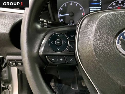 Certified 2025 Toyota Corolla SE image 24