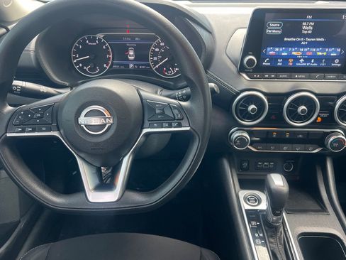 Used 2024 Nissan Sentra SV image 11