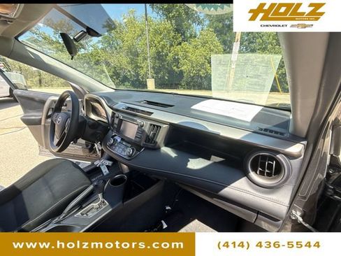 Used 2015 Toyota RAV4 XLE AWD/4WD image 26
