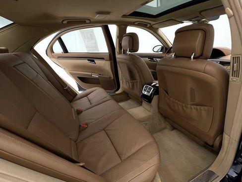Used 2007 Mercedes-Benz S 550 image 14