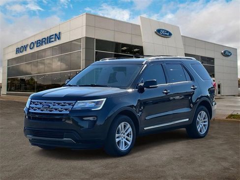 Used 2018 Ford Explorer XLT w/ Equipment Group 202A image 1