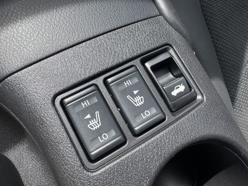 Used 2025 Nissan Z Performance w/ Floor Mat Package RWD image 36