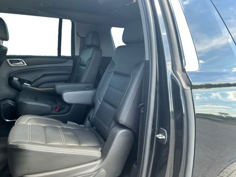 Used 2019 GMC Yukon XL Denali w/ Denali Ultimate Package AWD/4WD image 13