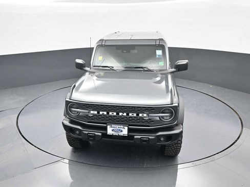 New 2025 Ford Bronco Badlands image 48
