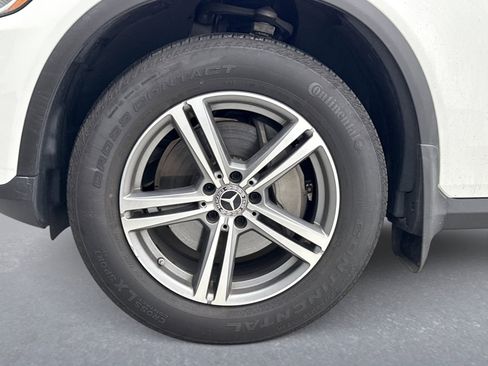 Used 2020 Mercedes-Benz GLC 300 4MATIC image 12