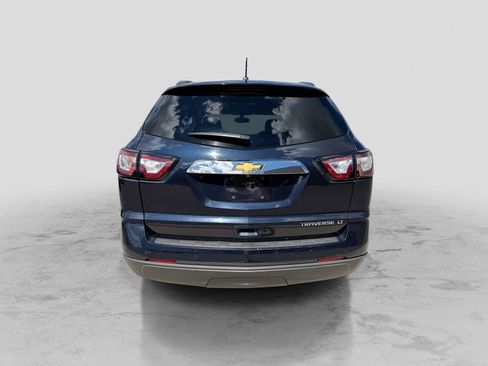 Used 2015 Chevrolet Traverse LT w/ Traveler's Package FWD image 5