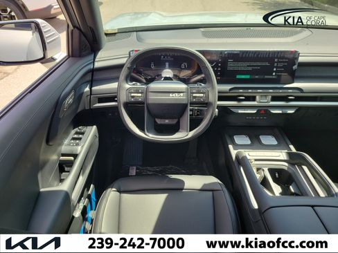 New 2027 Kia Telluride S w/ Towing Package FWD image 16