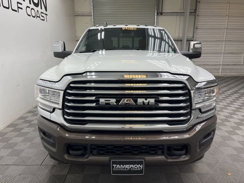 Used 2024 RAM 3500 Limited w/ Towing Technology Group image 9