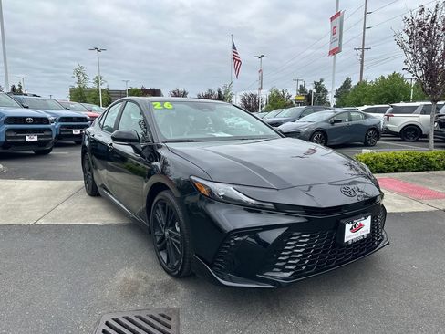 Used 2026 Toyota Camry Hybrid w/ Multimedia Upgrade Package AWD/4WD image 7
