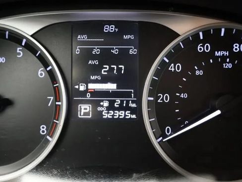 Used 2024 Nissan Kicks S FWD image 28