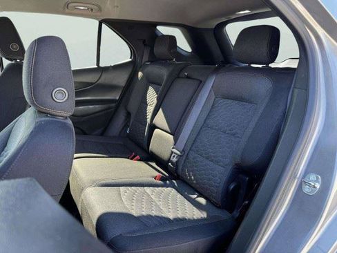 Used 2018 Chevrolet Equinox LT FWD image 38