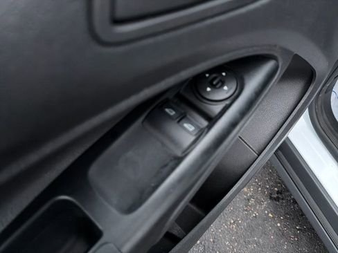 Used 2018 Ford Transit Connect XL image 11