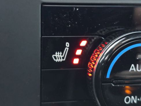 New 2026 Nissan Rogue SV image 5