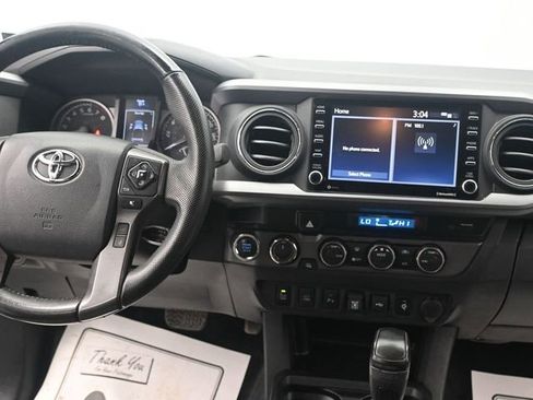 Used 2023 Toyota Tacoma TRD Off-Road w/ Technology Package image 17