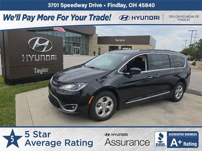 Used 2017 Chrysler Pacifica Touring-L