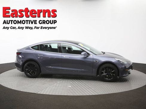 Used 2020 Tesla Model 3 Standard Range Plus RWD image 40