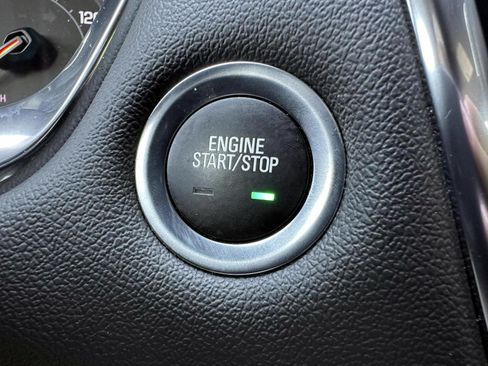 Used 2023 Chevrolet Traverse RS AWD/4WD image 20