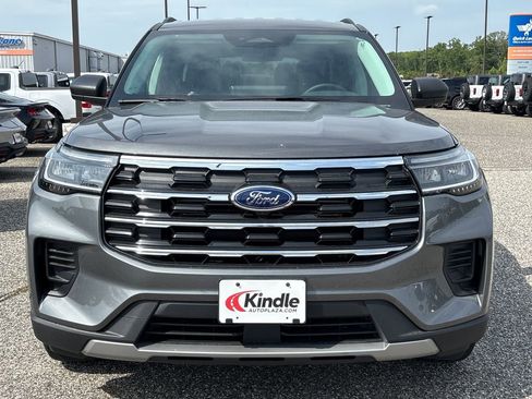 New 2026 Ford Explorer Active AWD/4WD image 2