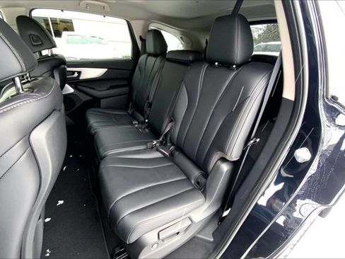 Certified 2025 Acura MDX SH-AWD w/ Technology Package image 26
