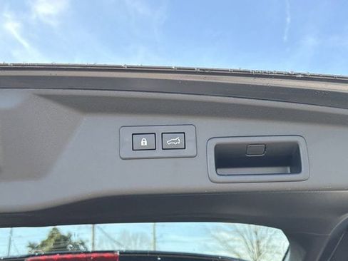 New 2026 Subaru Outback Touring XT image 16