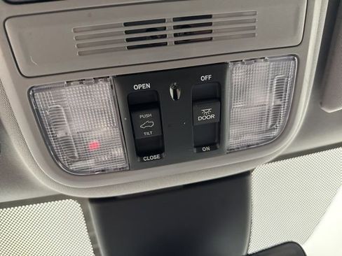 Used 2023 Honda Odyssey EX-L image 44
